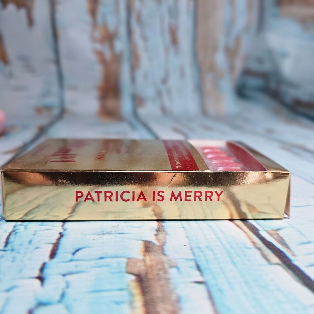 Red Aspen Patricia Is Merry Nail Dashes Short Square Red Press On Nails NEW